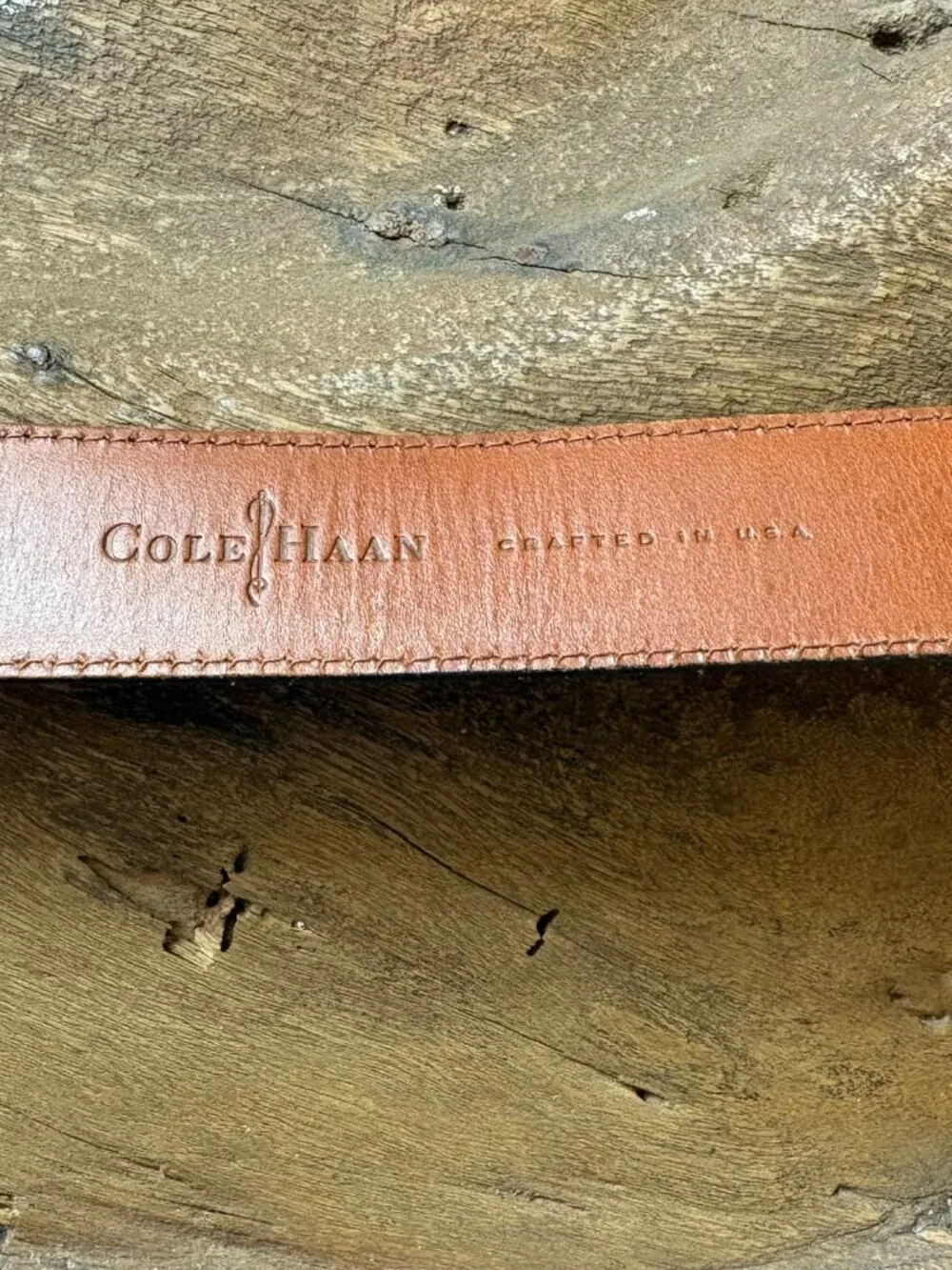 Cole Haan black embossed leather belt brass buckle 1.25 in. wide women's medium